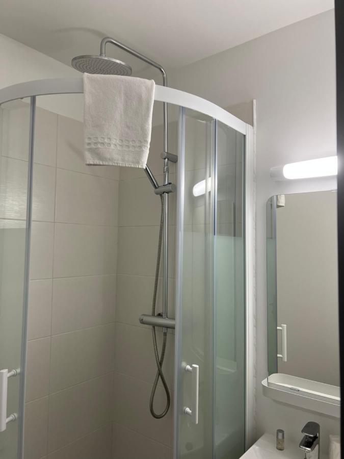 Hotel De La Paix Lyon Sud Givors Εξωτερικό φωτογραφία